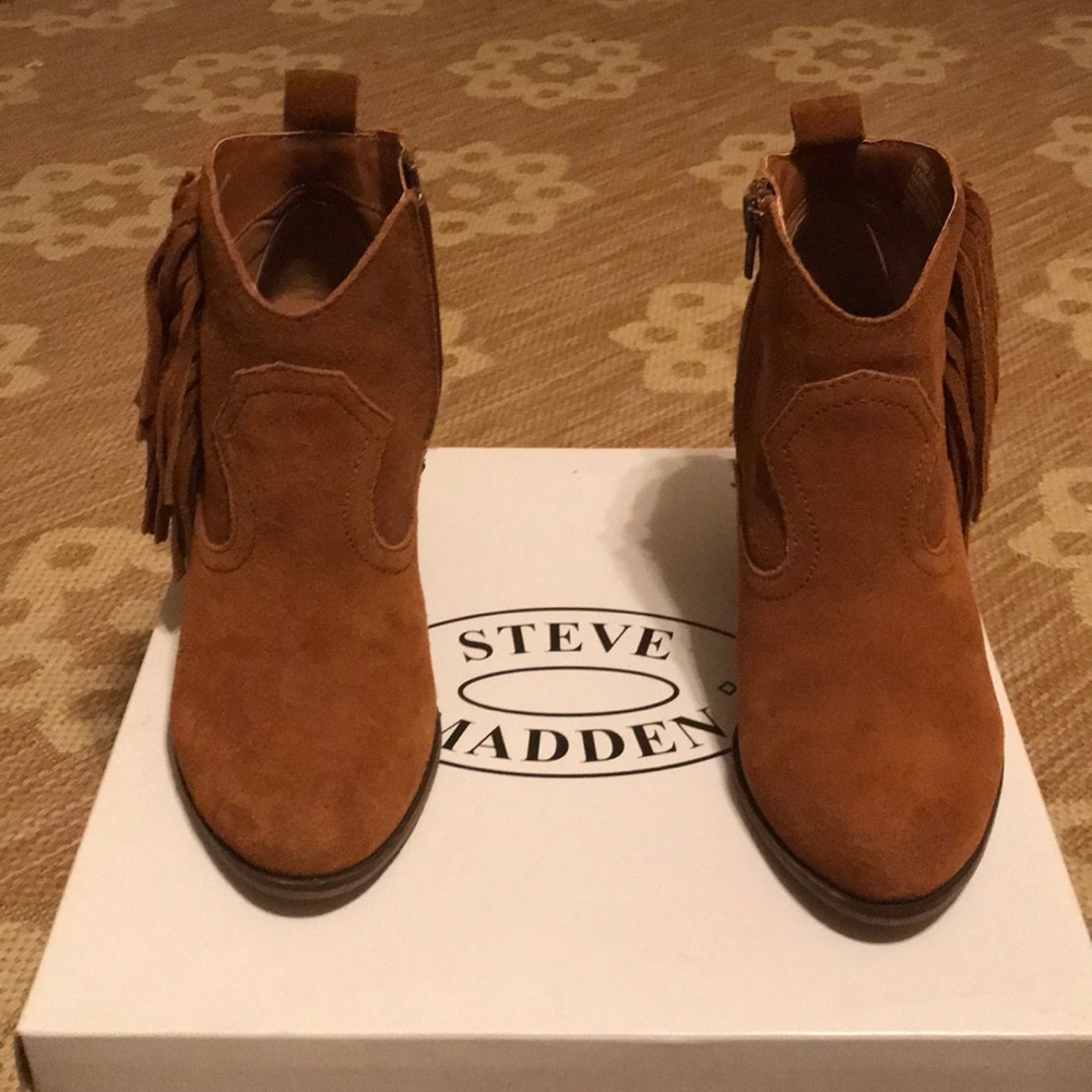 Brown suede booties with fringe...Steve Madden